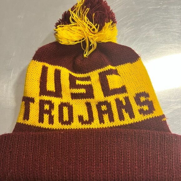 USC Trojans Vintage Beanie - Cardinal Red and Gold With Pom Pom - Picture 1 of 6